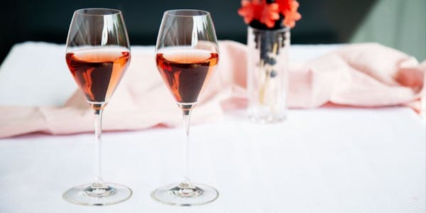 Riedel Vinum Wine Glasses Bordeaux - Meaningful Presents