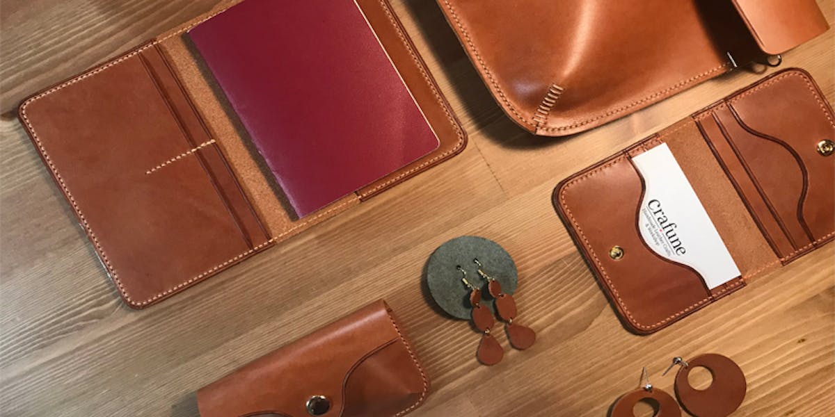 Crafune Brown Leather